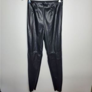 Lulu's Black Vegan Liquid Wet Look Faux Leather Sectioned Pleated Pants Sz M